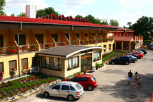 Hotel Thermal Varga *** Veľký Meder, 80m od termálniho koupaliště